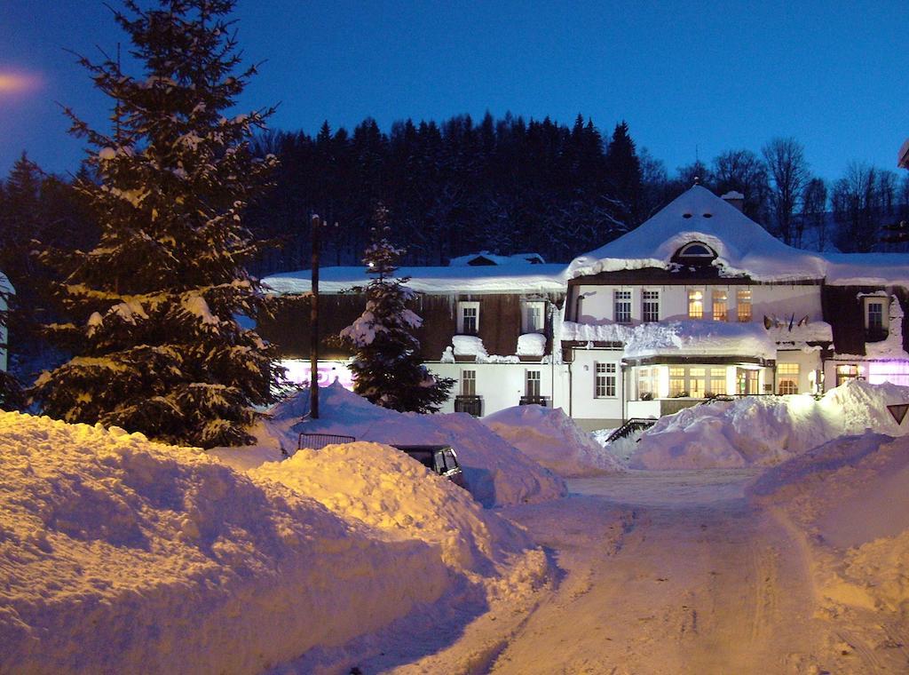 Hotel Prom Svoboda nad Úpou Esterno foto