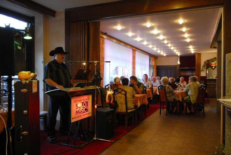 Hotel Prom Svoboda nad Úpou Esterno foto