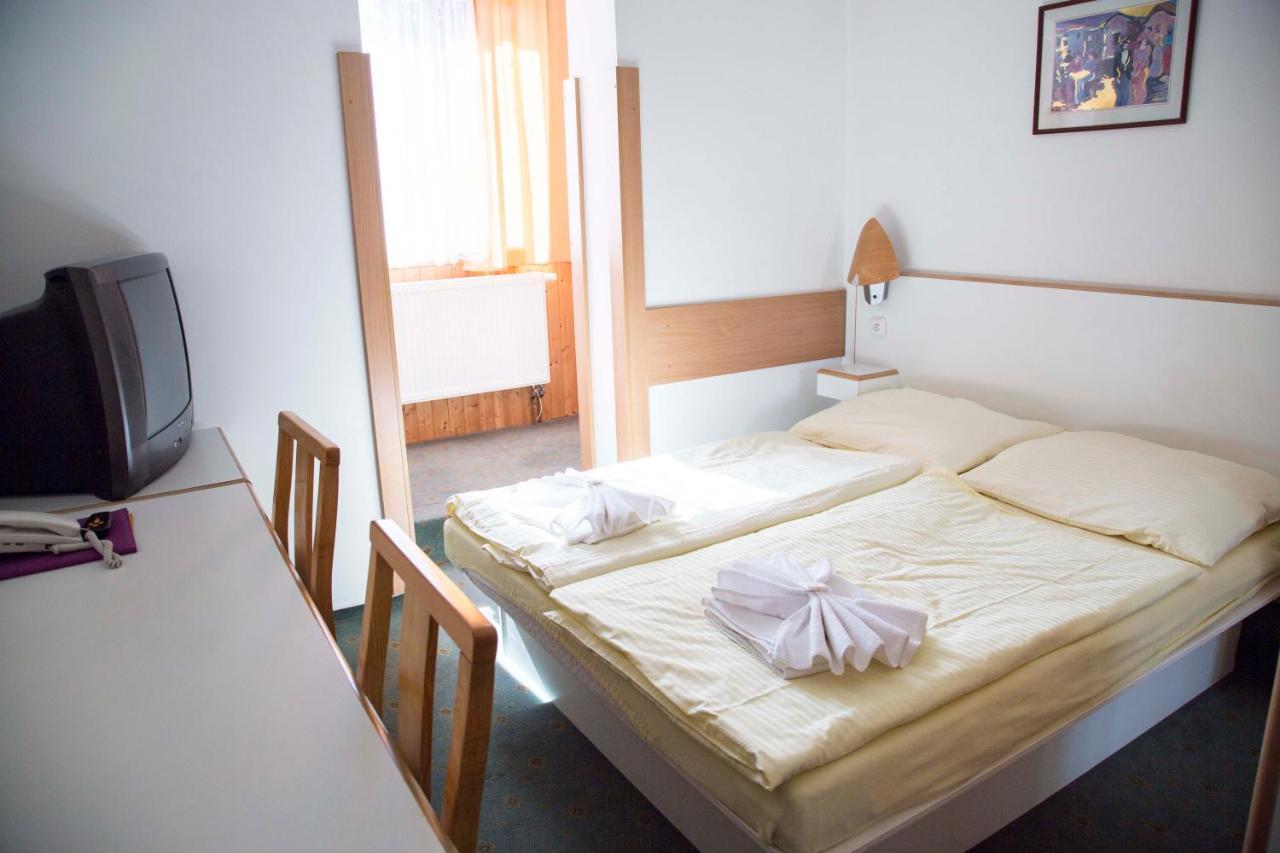 Hotel Prom Svoboda nad Úpou Esterno foto