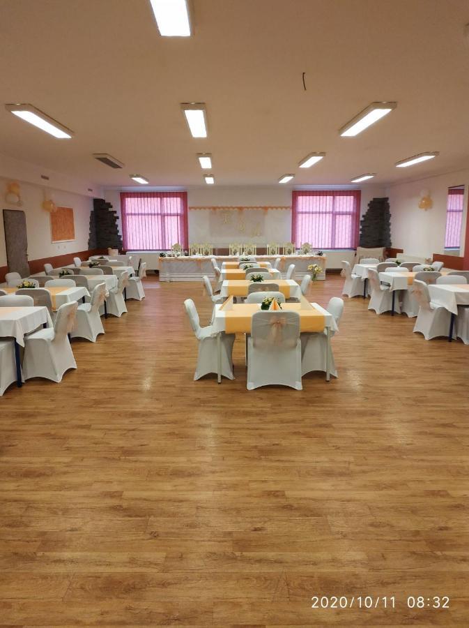 Hotel Prom Svoboda nad Úpou Esterno foto