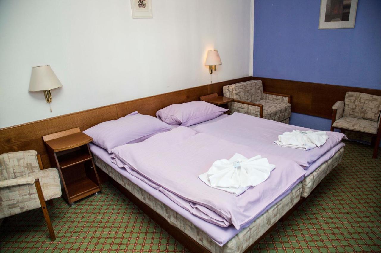 Hotel Prom Svoboda nad Úpou Esterno foto